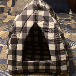 Buffalo Check Cat House